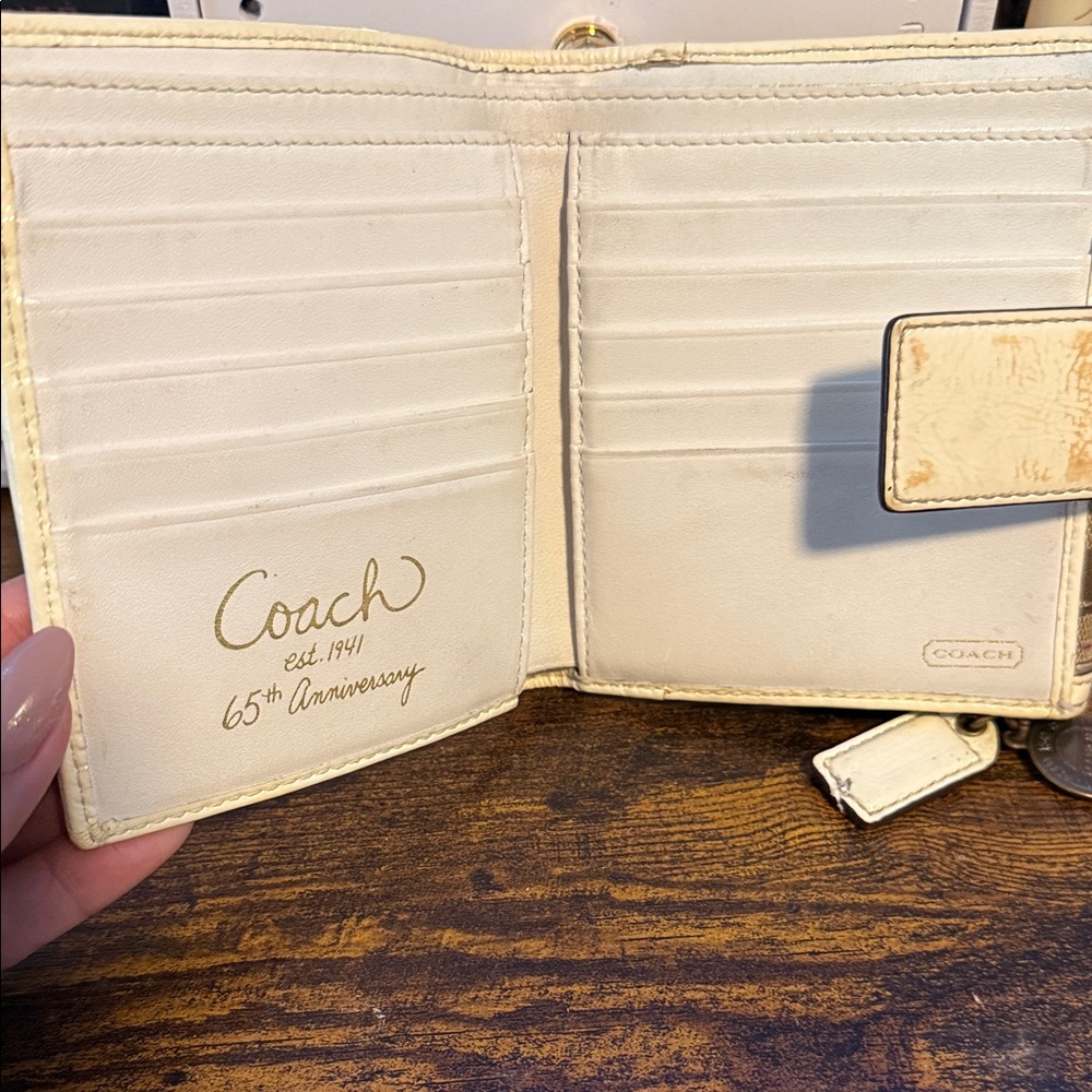 Coach Brown and Cream Wallet - Picture 3 of 8